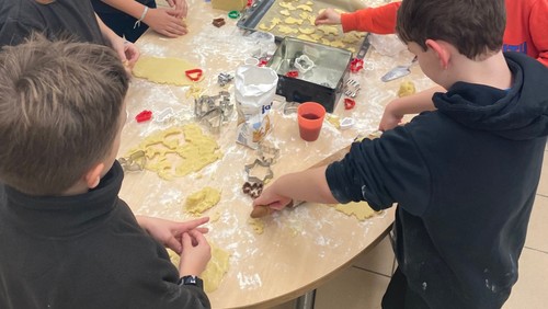 Weihnachtsbäckerei der Pfadfinder🎄