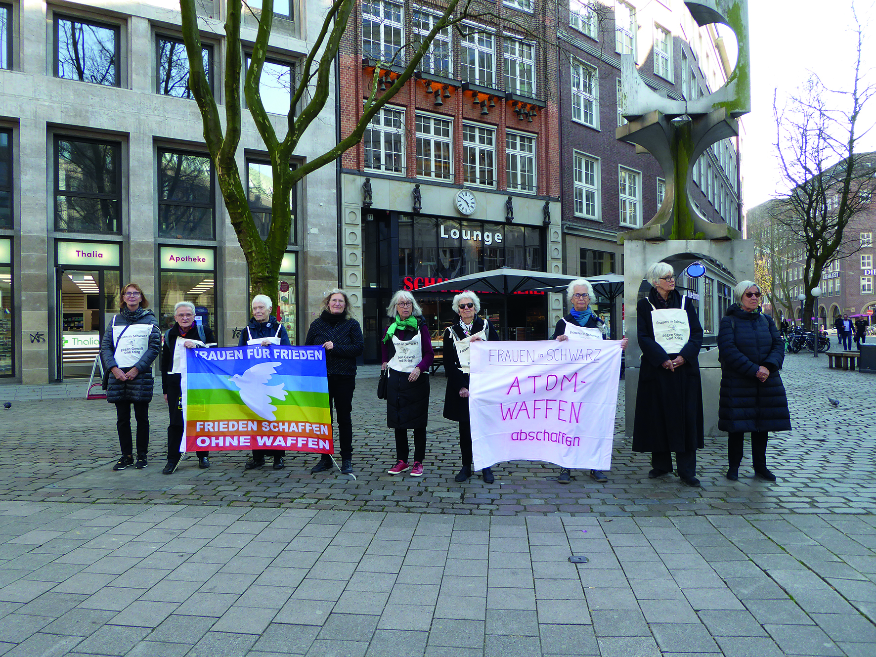 Feministische Perspektiven auf den Krieg in der Ukraine - Feministischer Salon