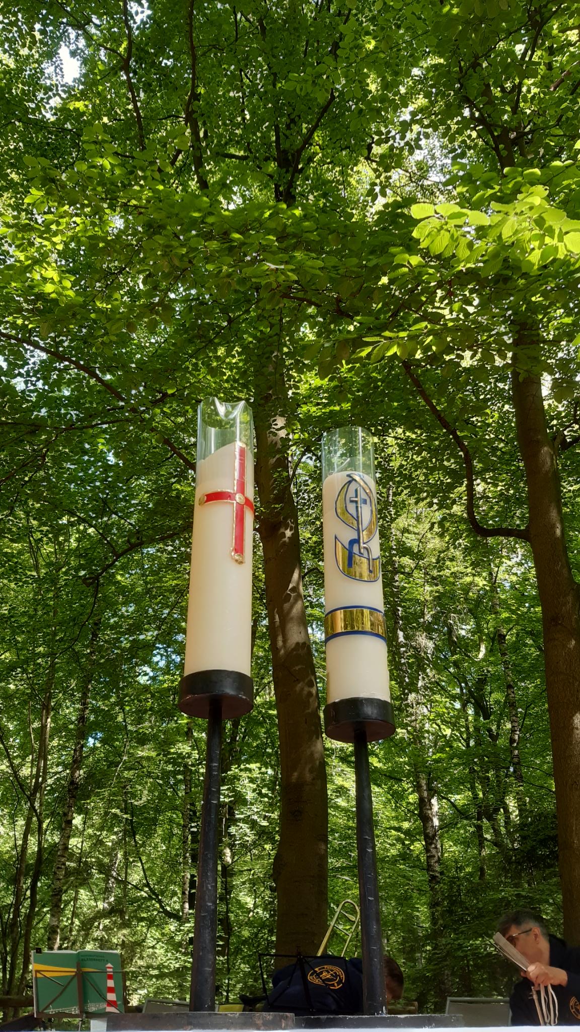 Pfingstmontag - Gottesdienst im Pfingstwald mit Posaunenchor