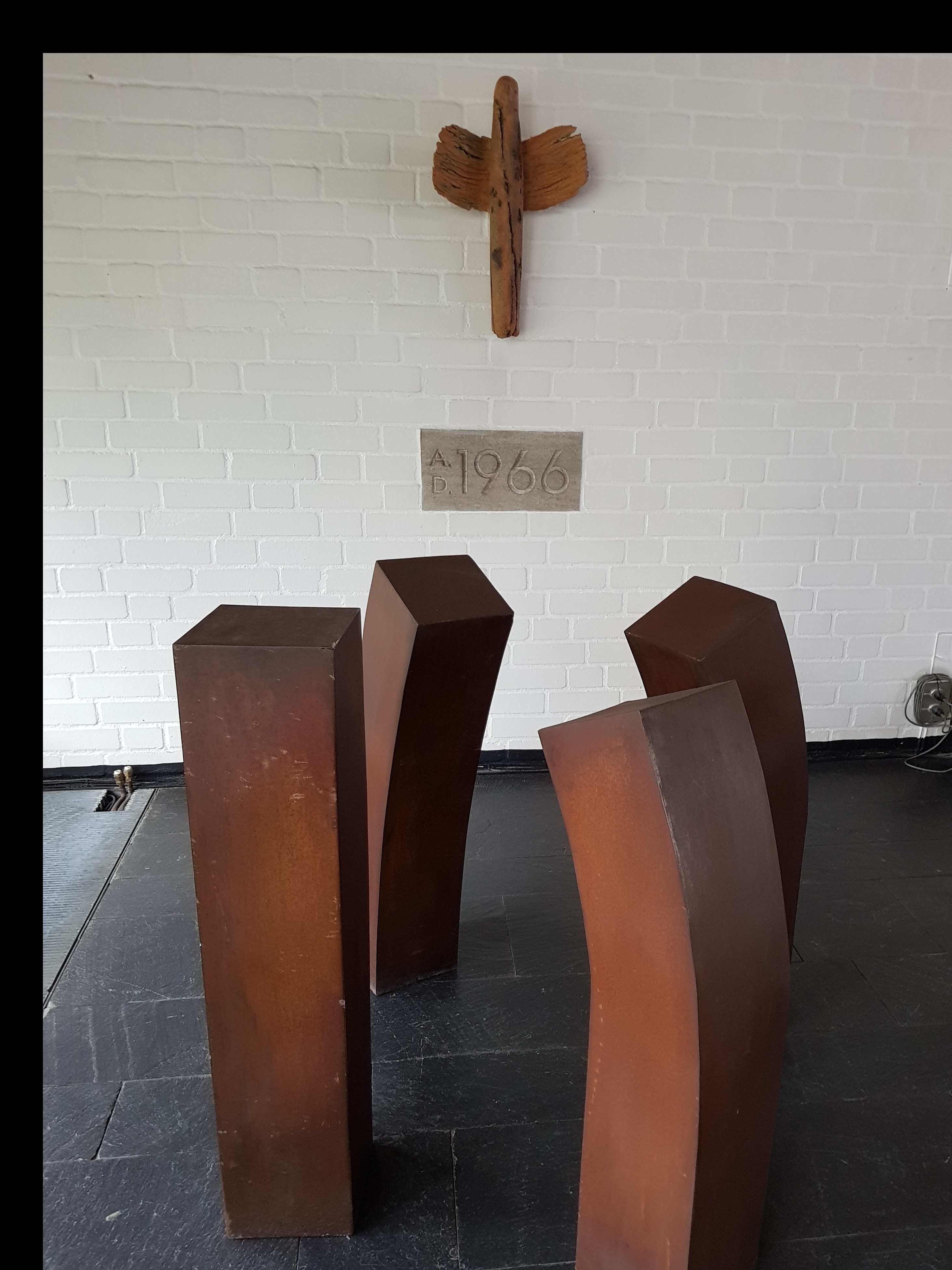 Karfreitag - Gottesdienst ohne Orgel mit Pastor Peter Fahr, Gesang von Nicola Schneider