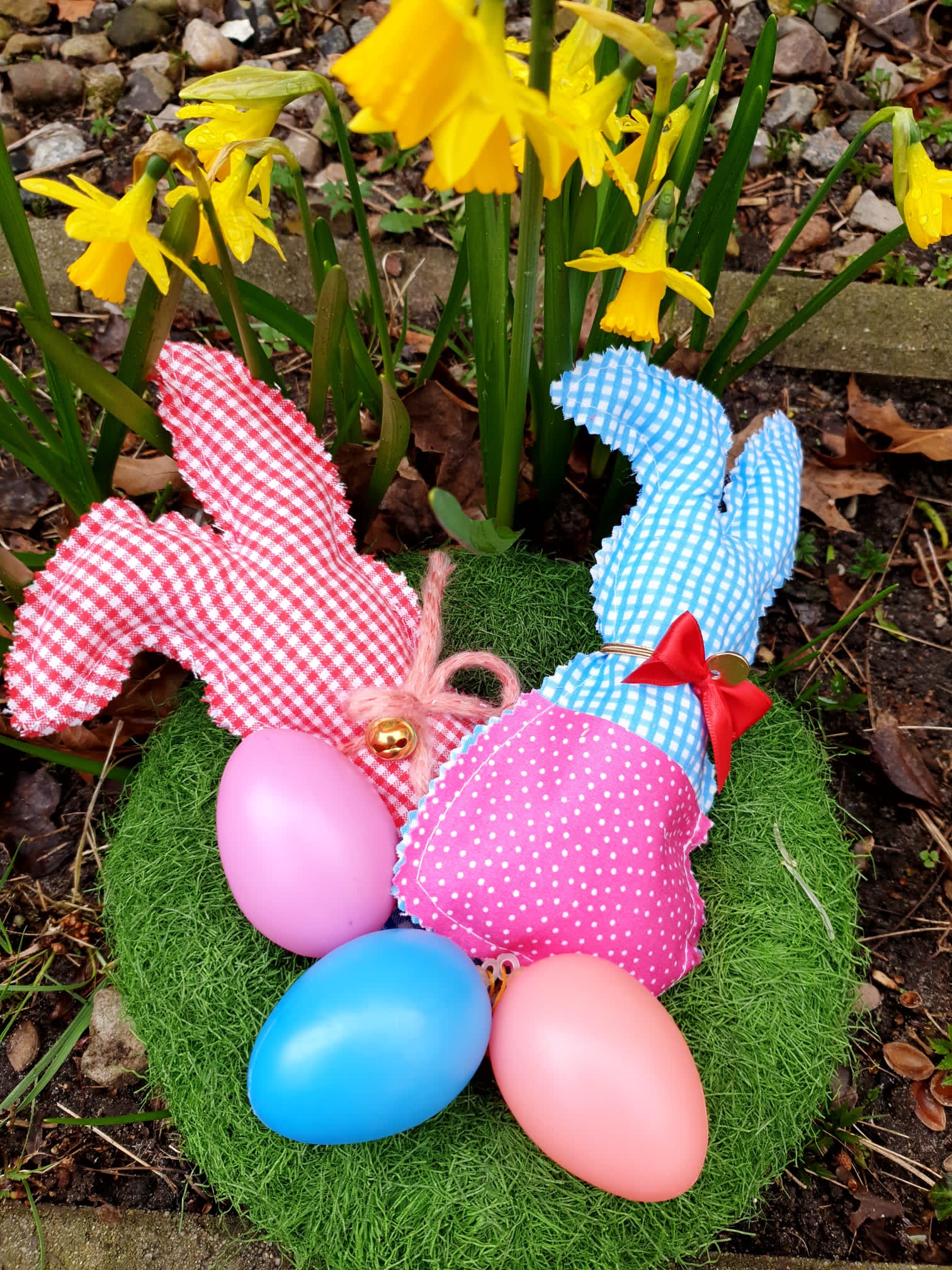 Ostersonntag Gottesdienst und Osterfrühstück