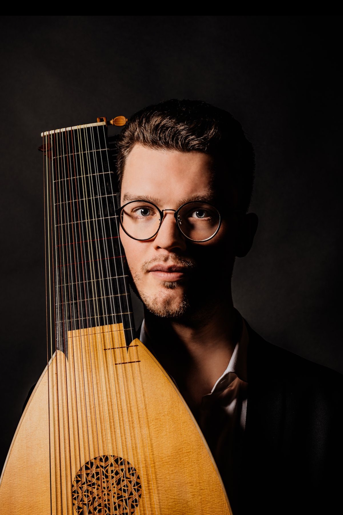 Gesprächskonzert „Ganz nah“ mit Tobias Tietze an der Laute