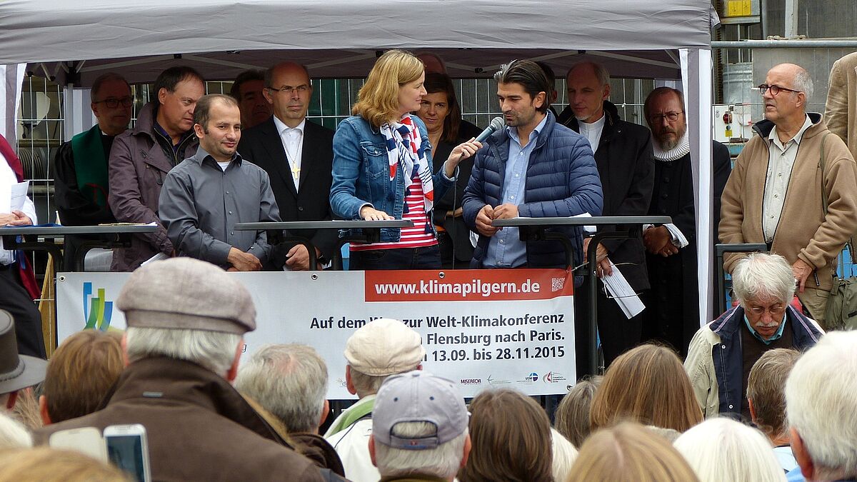 Eröffnung des Klimapilgerwegs in Flensburg mit einem Festakt auf dem Südermarkt