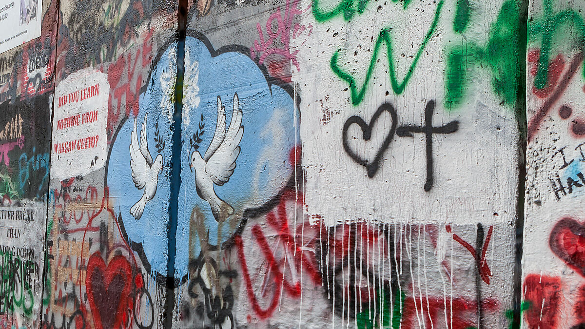 Streetart an der Mauer (Bild 2018) in der Stadt Bethlehem. Die Mauer trennt das Westjordanland von Israel.