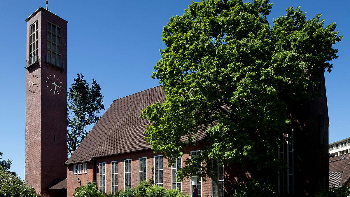 In der Erlöserkirche Borgfelde finden regelmäßig internationale Gospelgottesdienste statt