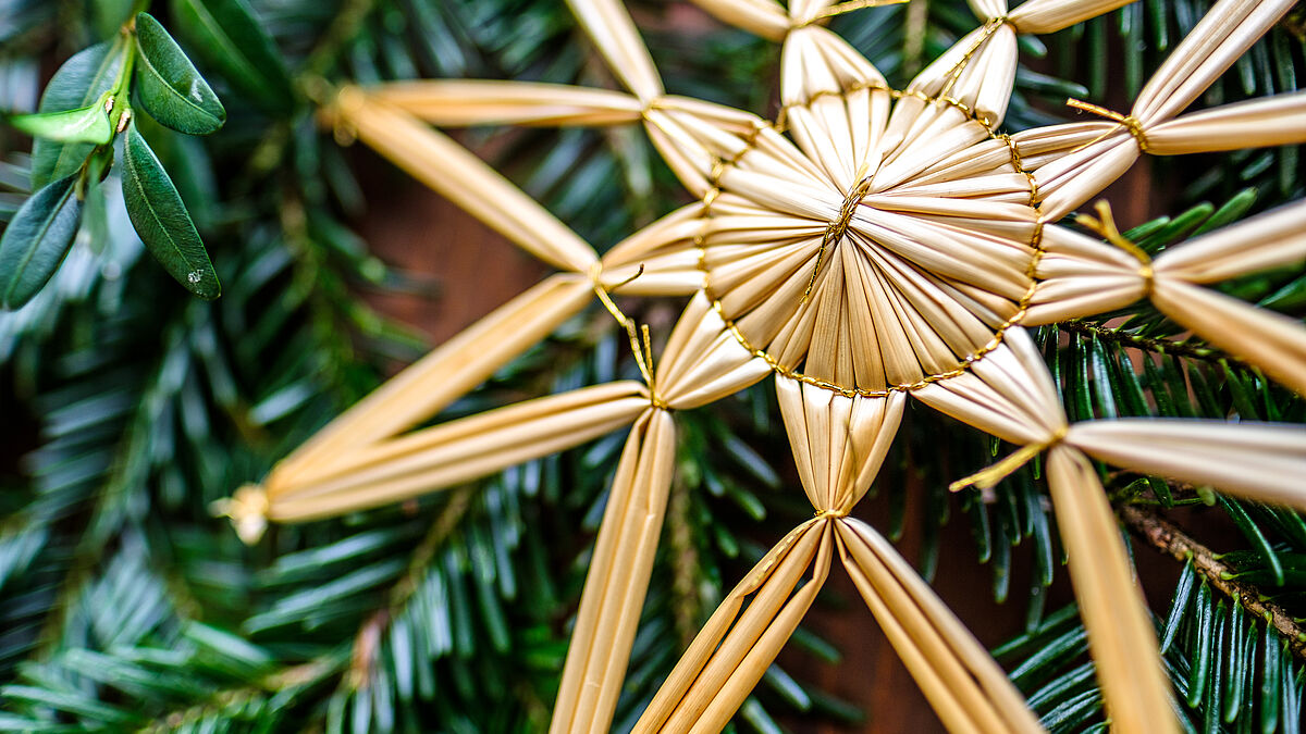 Die Adventszeit beginnt: Der Verein "Andere Zeiten" lädt zu zwei Gottesdiensten ein, die auf die Weihnachtszeit einstimmen. 