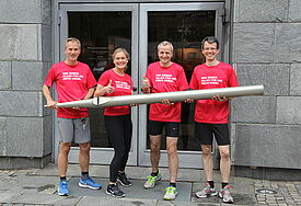 Sportliches Staffelteam der Nikolai-Kirche: Pastor Markus Schneider, Pastorin Maren Schack, Hauptpastor Martin Vetter, Fundraiser Kai Widmaier (von links)