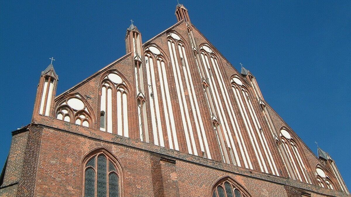 Die Ostfassade von St. Marien in Greifswald