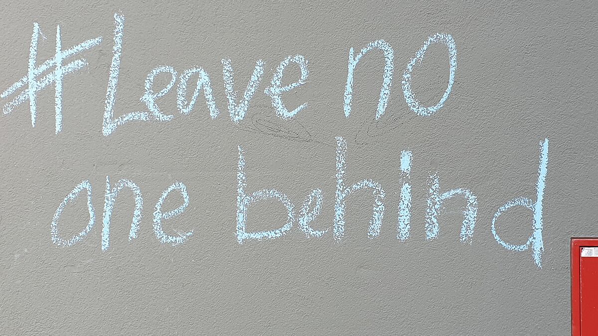 Das Motto der Engagierten in der Flüchtlingshilfe: "Leave no one behind".