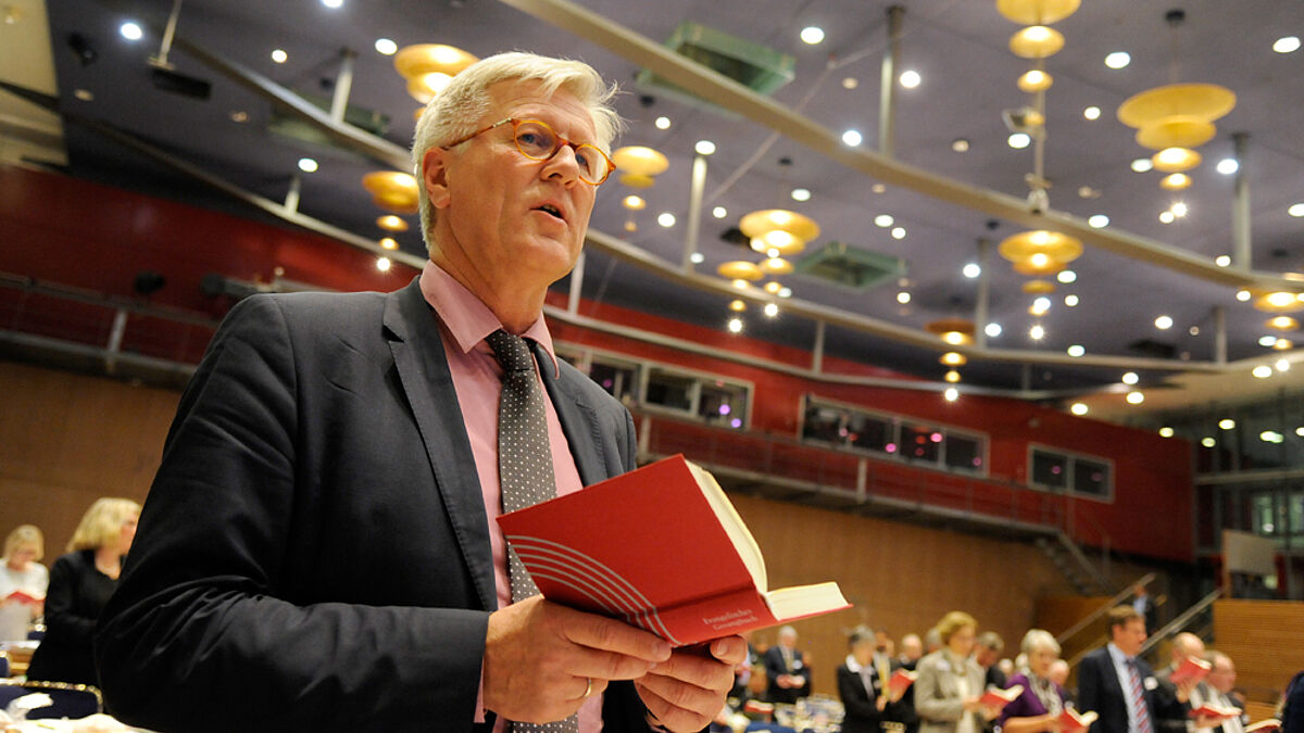 Bischof Bedford-Strohm Zum Neuen EKD-Ratsvorsitzenden Gewählt ...