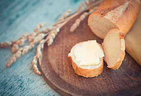 Erntedank will daran erinnern, dass Brot und Früchte der Natur Gaben Gottes sind (C) iStockphoto