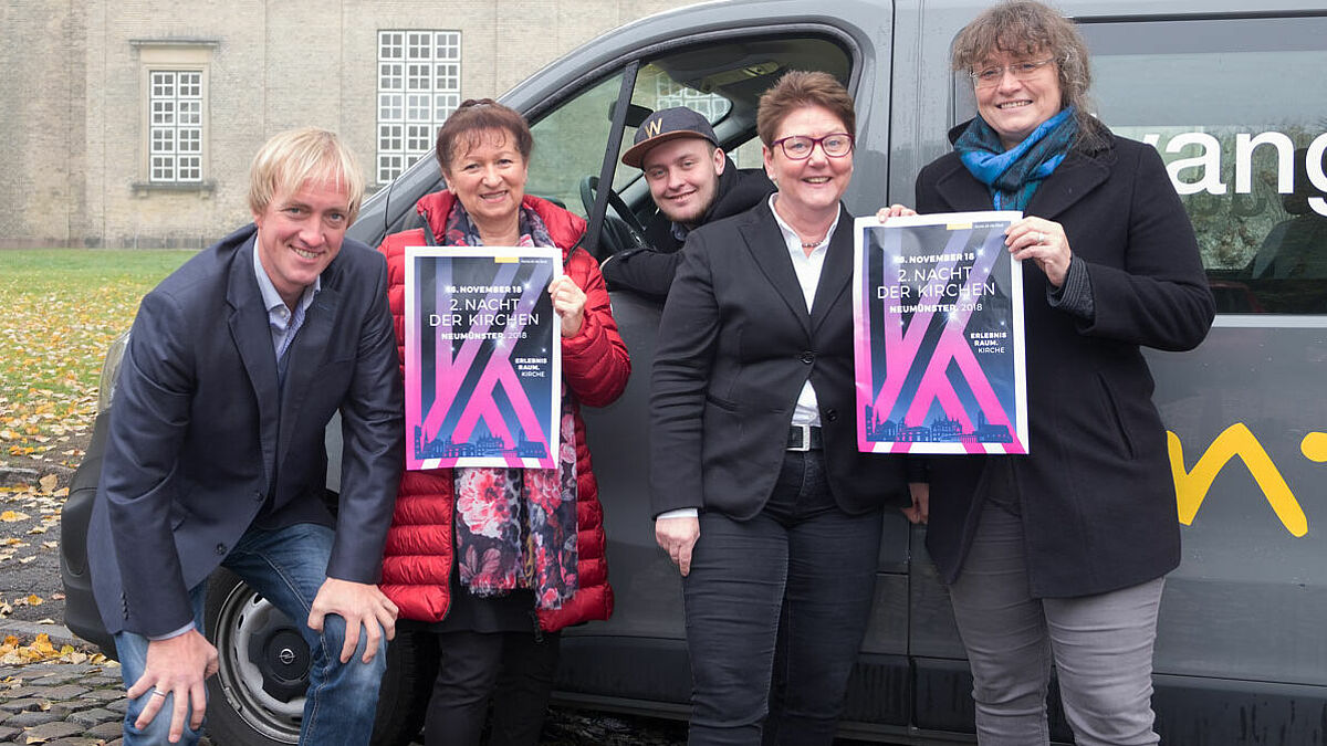 Michael Otten, Walburga Lutz, Bennett Wohler, Pastorin Angelika Doege-Baden-Rühlmann und Pastorin Simone Bremer aus dem Kirchenkreis Altholstein