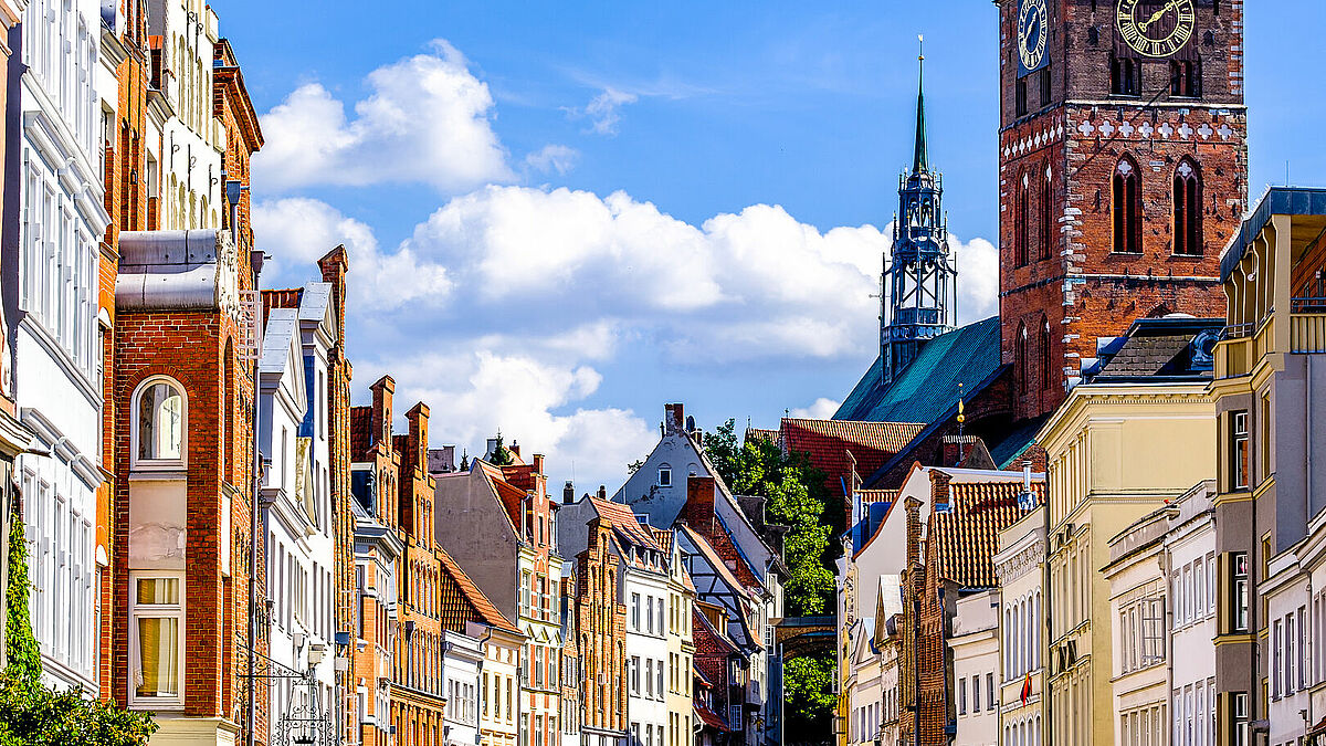 Lübecker Altstadt mit Jakobikirche.