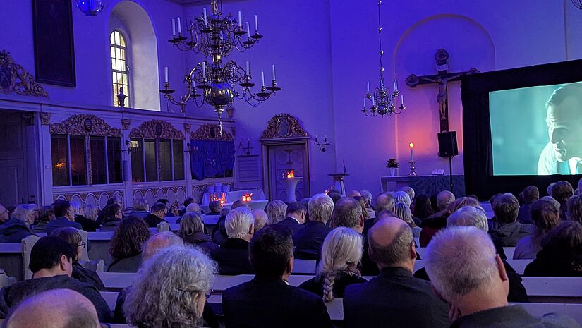 Filmvorführung beim Jahresempfang Plön-Segeberg