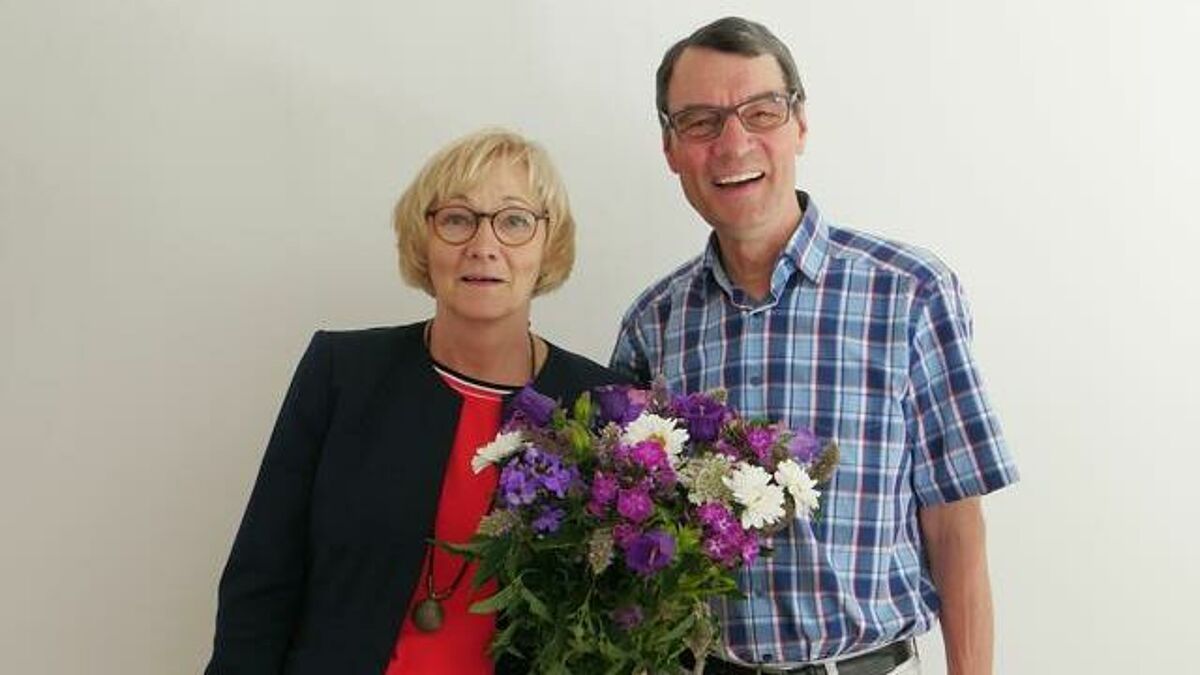 Gudrun  Nolte  (neue  Vorsitzende  KWA)  und  Michael  Klatt  (ehemaliger  Vorsitzender  KWA)  