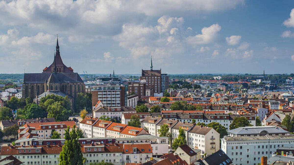 In Rostock kann die Tafel derzeit keine neuen Kundenmehr annehmen.