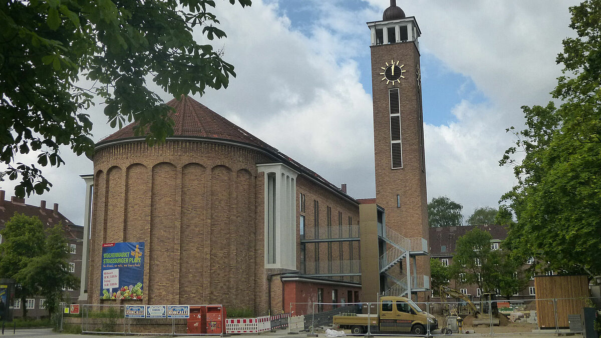 Die umgebaute Frohbotschaftskirche in Hamburg-Dulsberg