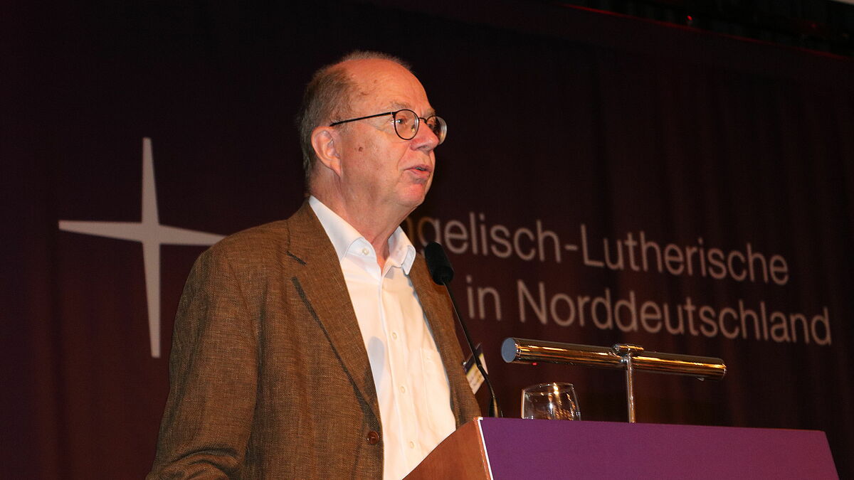 Dr. Thomas Röbke