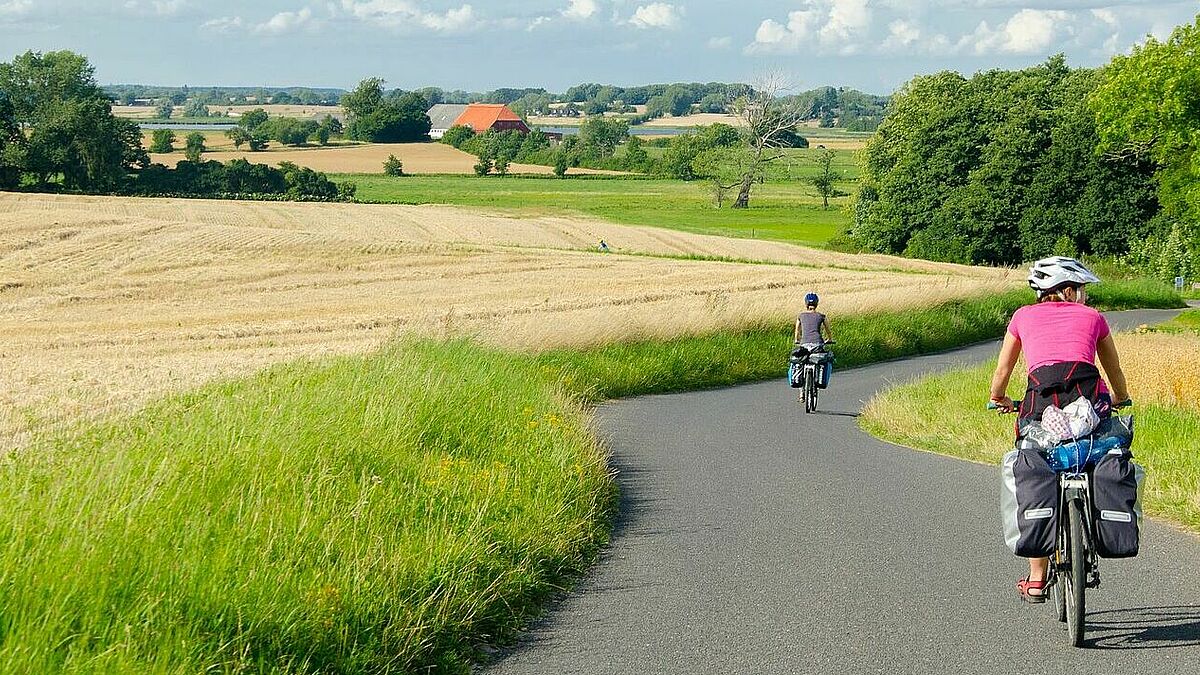 Mit dem Fahrrad soll es 40 Kilometer entlang der deutsch-dänischen Grenze gehen.