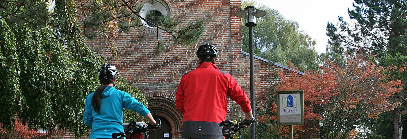 Zwei Radfahrer auf dem Mönchsweg