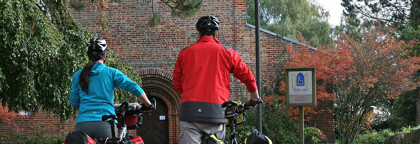 Zwei Radfahrer auf dem Mönchsweg