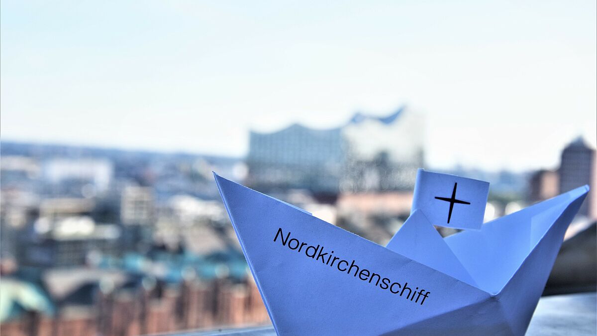 Das Nordkirchenschiff kommt nach Hamburg.