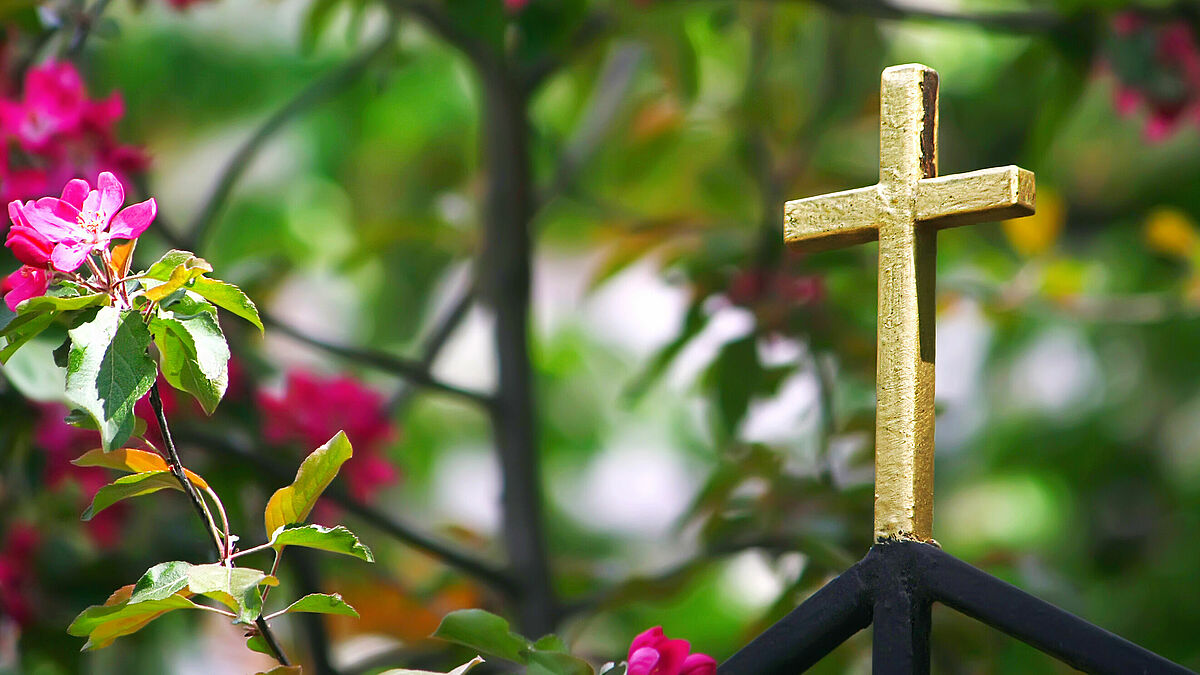 Die Dunkelheit wird dank Gottes Gnade überwunden, so der Kern der Osterbotschaft. Der Lutherische Weltbund ruft dazu auf, angesichts des Krieges nicht den Mut zu verlieren. 