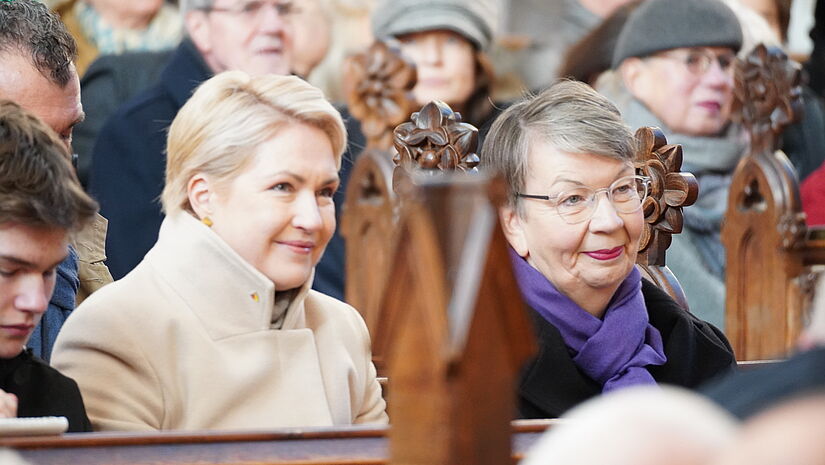 Nahaufnahme Manuela Schwesig und Kristina Kühnbaum-Schmidt