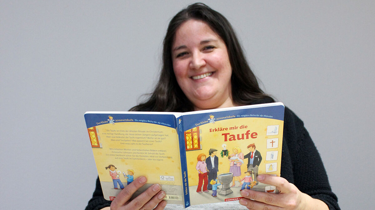 "Erklär' mir die Taufe" heißt das neue Sachbuch von Pastorin Antoinette Lühmann