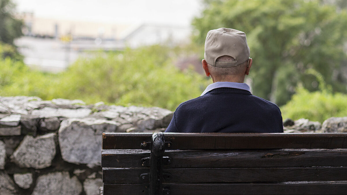 Das Gefühl von Einsamkeit hat insbesondere in der Pandemie zugenommen. Betroffen sind viele ältere Menschen, aber auch jüngere. 