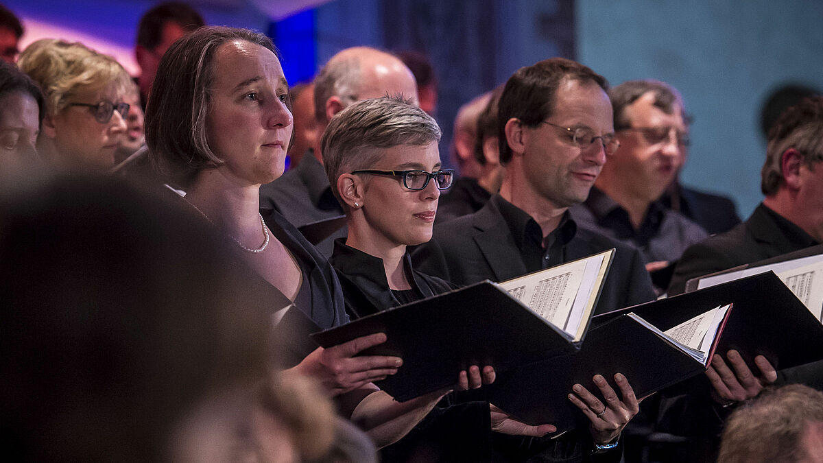 Das erste Chorfest „Dreiklang“ fand 2012 in Greifswald statt, das zweite 2016 in Lübeck (Foto). Chöre aus der gesamten Nordkirche, aber auch aus den Partnerkirchen rund um die Ostsee hatten daran teilgenommen.