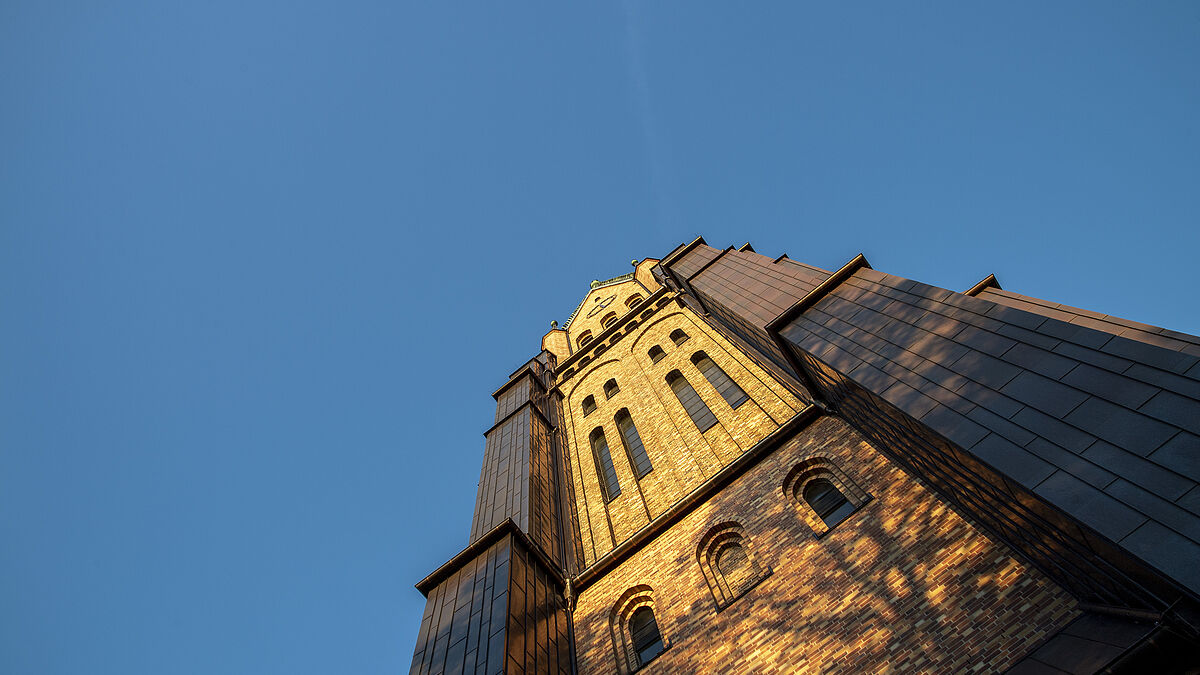 Der Blick hinauf zum Domturm