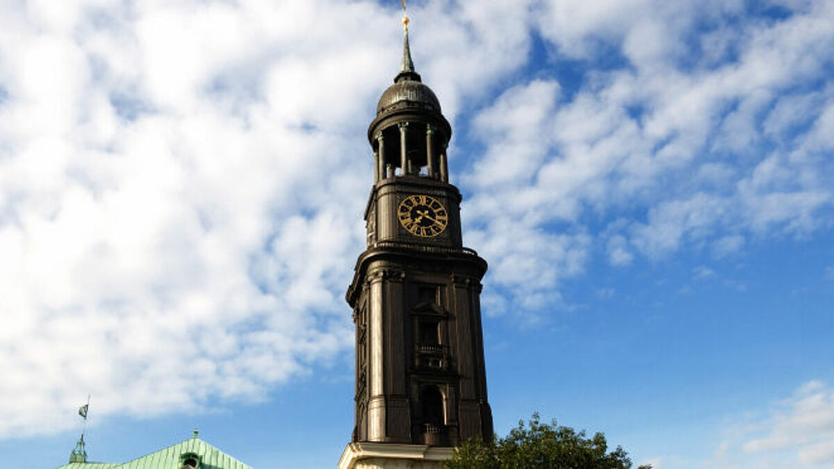 Der Hamburger Michel ist eine der bekanntesten Kirchen Norddeutschlands und ein Besuchermagnet. In Corona-Zeiten sind die Einnahmen jedoch drastisch eingebrochen. 