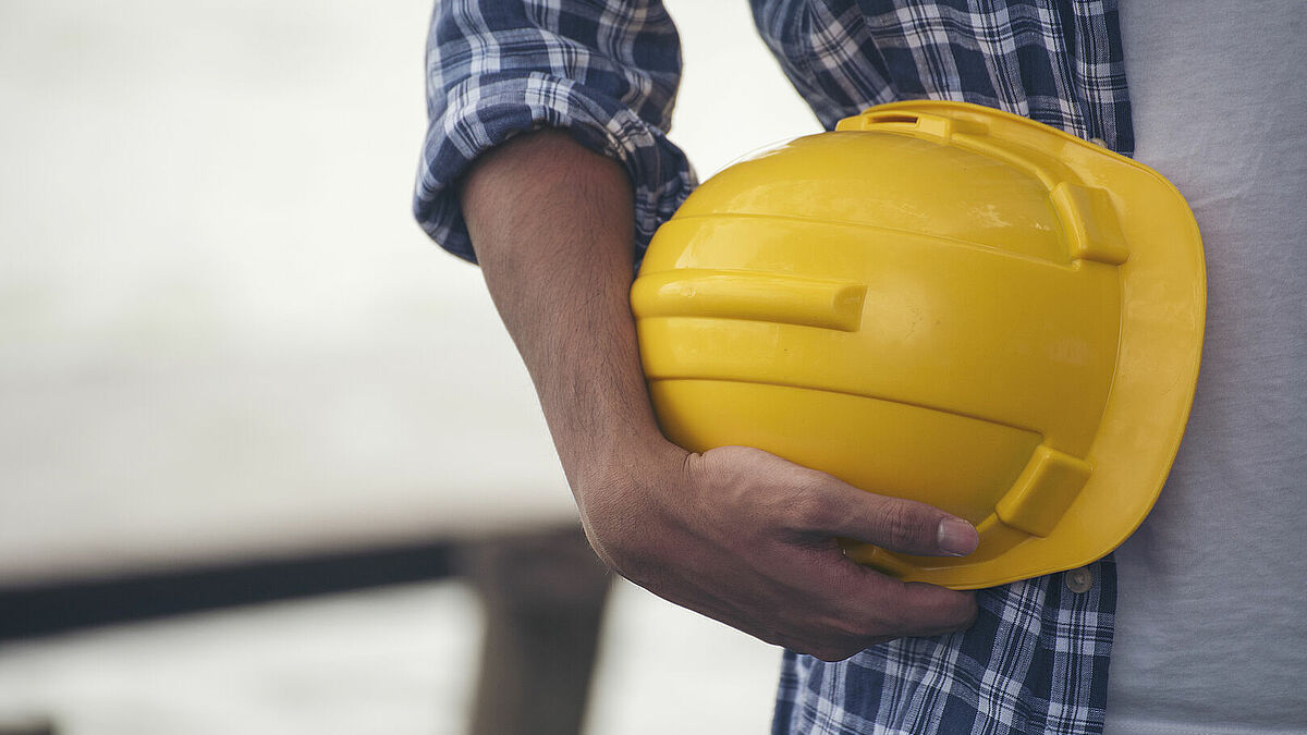 Menschen aus dem Bauwesen sind beim Handwerker-Gottesdienst im Sägewerk genauso willkommen wie solche aus dem Bäckerhandwerk, dem Sanitärbetrieb und vielen anderen Handwerksberufen. 