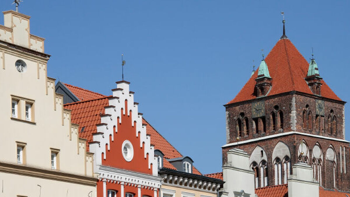 Greifswald will in Sachen Covid aufklären und damit auch ein Zeichen der Solidarität mit den Opfern der Pandemie setzen. 