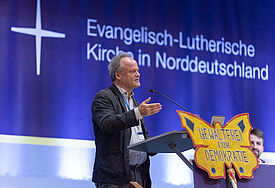 Bischof Tilman Jeremias fordert gesamtdeutsche Aufarbeitung der DDR-Geschichte bei Novembertagung der Landessynode