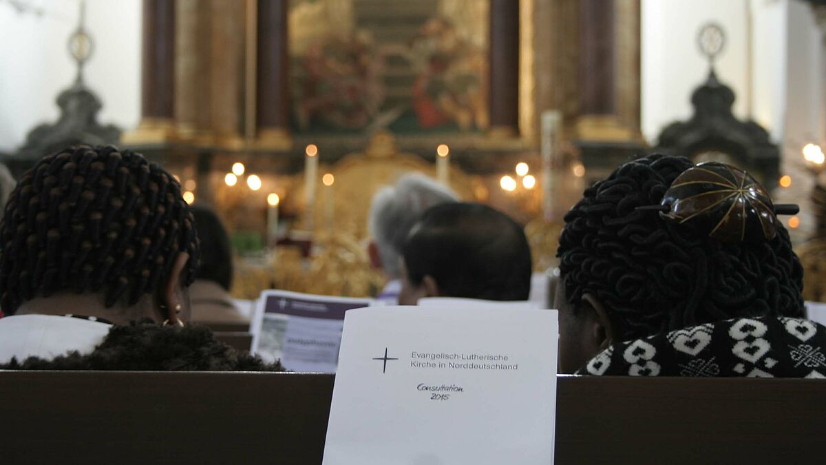 Festgottesdienst im Michel zum Abschluss der Partnerkirchen-Konsultation: Insgesamt 60 Delegierte aus den 32 weltweiten Partnerkirchen der evangelischen Nordkirche waren für zehn Tage zusammengekommen