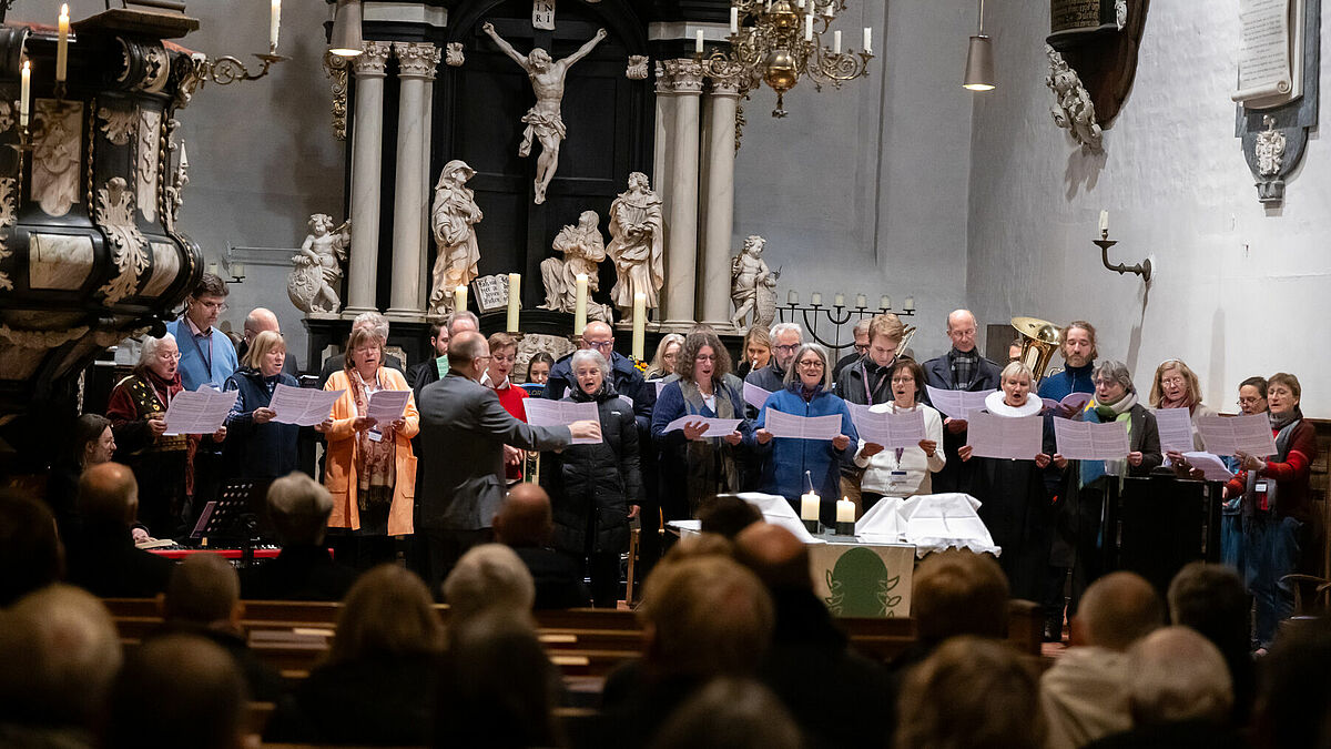 Mit einem bewegenden Gottesdienst in der St.-Lorenz-Kirche geht die Legislaturperiode der Synode zu Ende. 