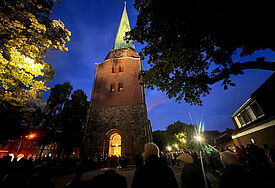 Journal zur Landessynode im September 2025, Tag 1 St. Lorenz Travemünde bei Nacht