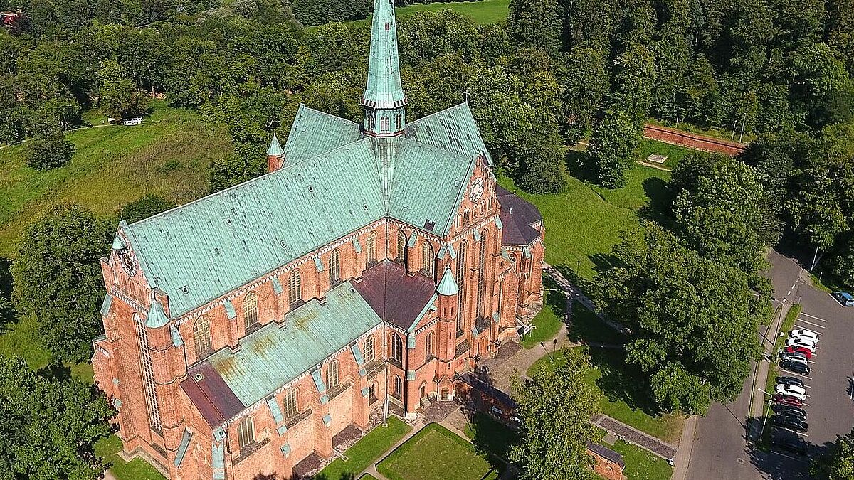 Luftaufnahme vom Bad Doberaner Münster.