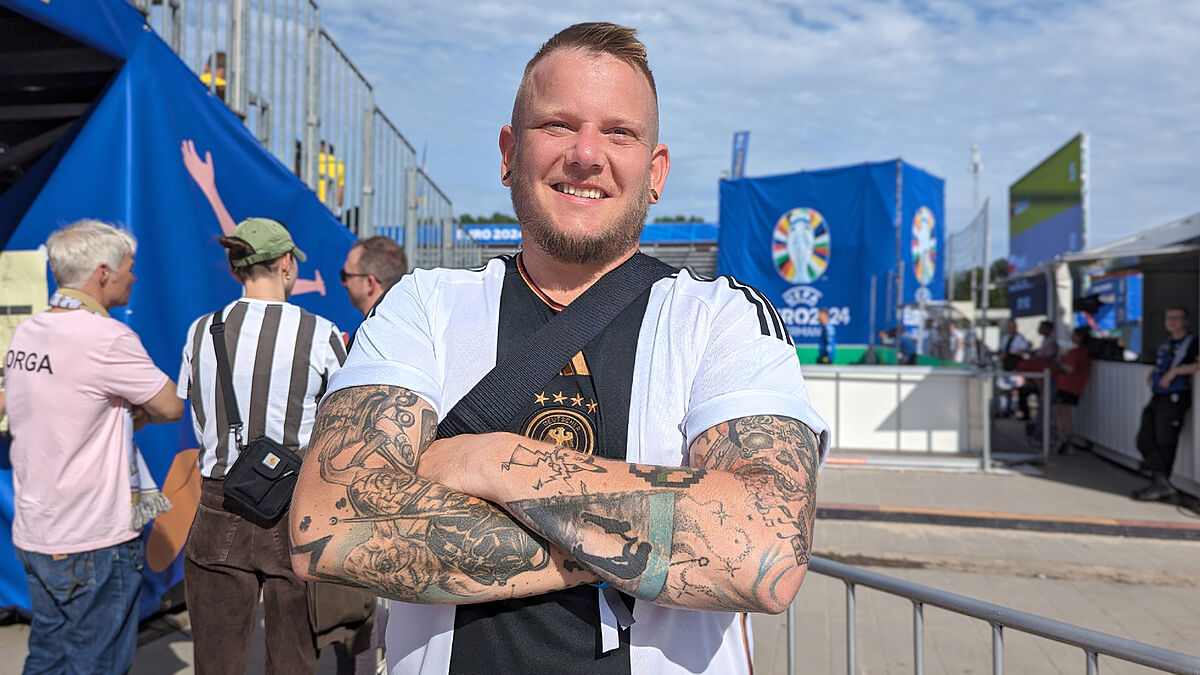 Erik hat für das deutsche Team bei der "Homeless EURO 2024" in Hamburg gespielt. 