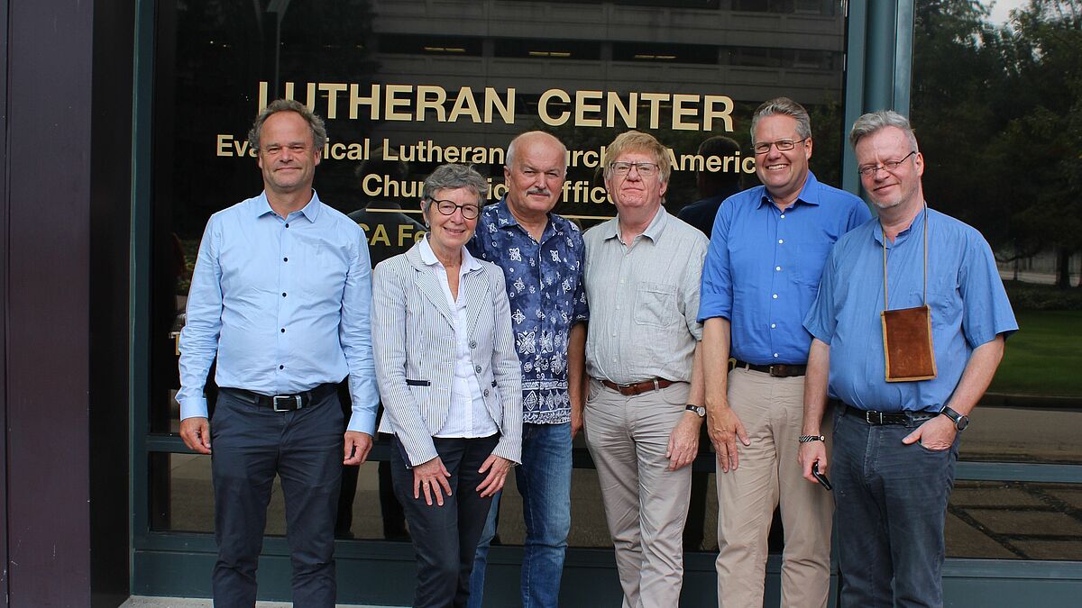 Delegation aus der Nordkirche unterwegs durch die USA: Tilman Jeremias (v.l.), Elisabeth Chowaniec, Matthias Tuve, Matthias Bohl, Jörn Möller und  Martin Waack.
